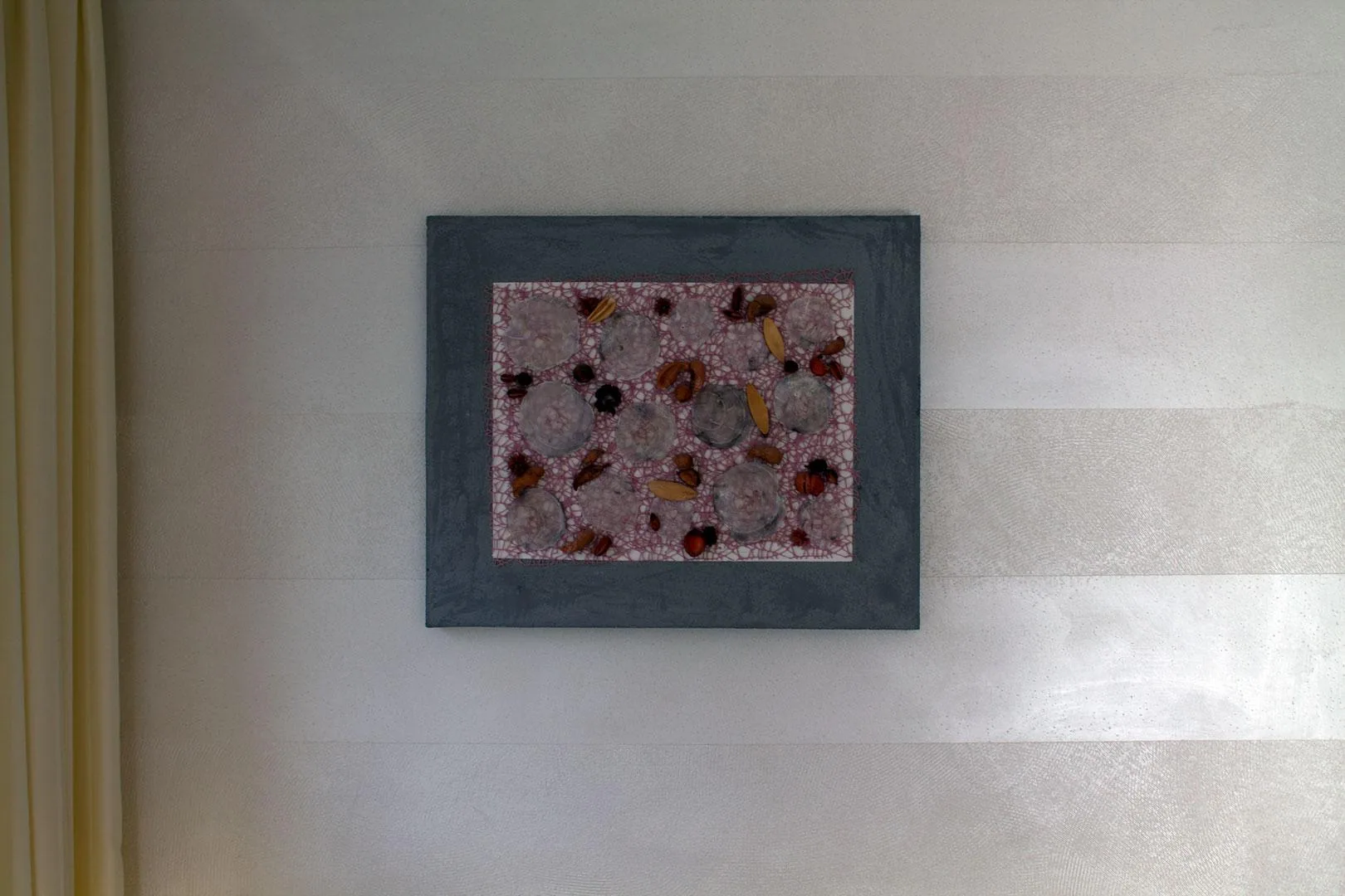 Kalkputzbasierte Streifenoptik